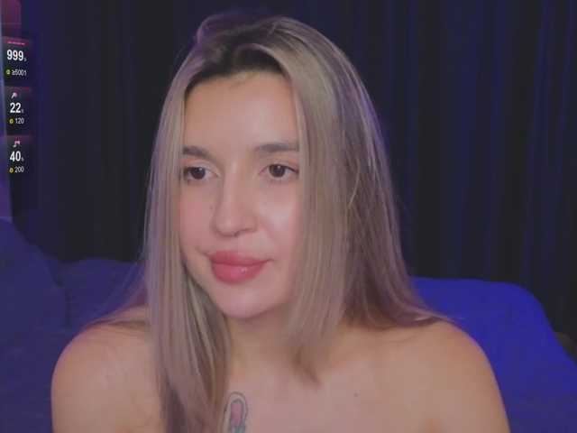 RoxyChilli on BongaCams 
