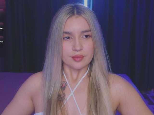  RoxyChilli chat room