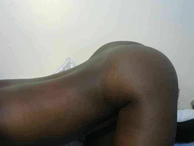 Ebonyrogan webcam