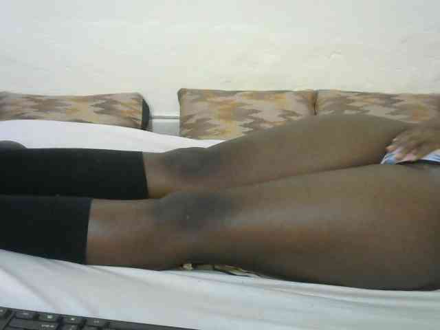 Ebonyrogan webcam