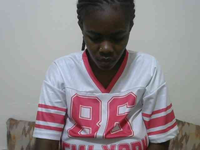 Ebonyrogan webcam