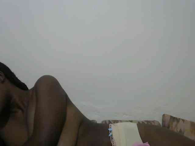 Ebonyrogan webcam