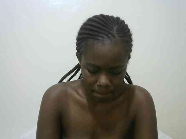 Ebonyrogan webcam