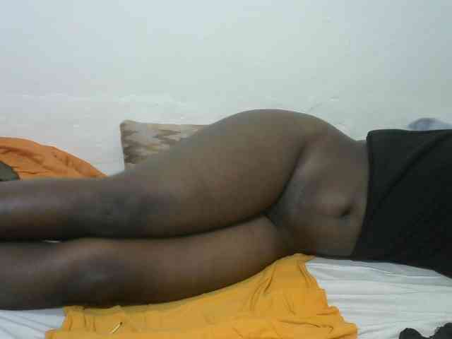 Ebonyrogan webcam
