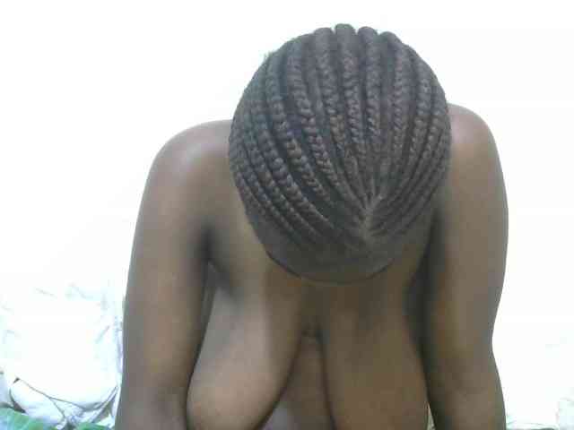Ebonyrogan webcam