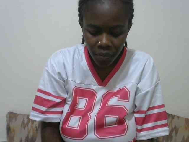 Ebonyrogan webcam