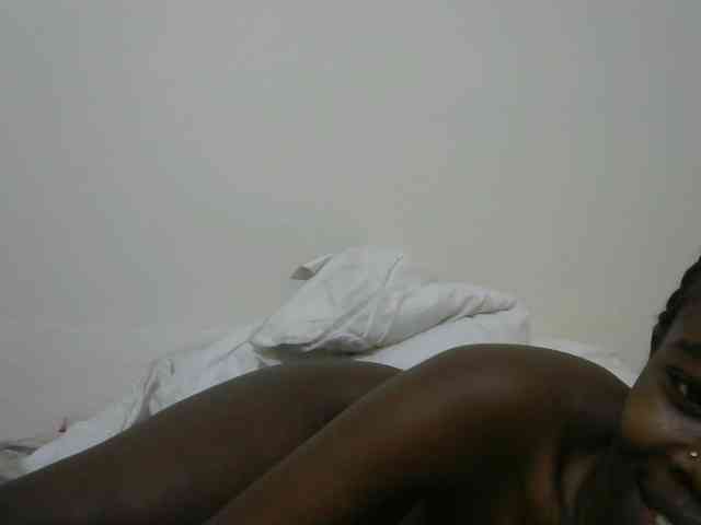 Ebonyrogan webcam