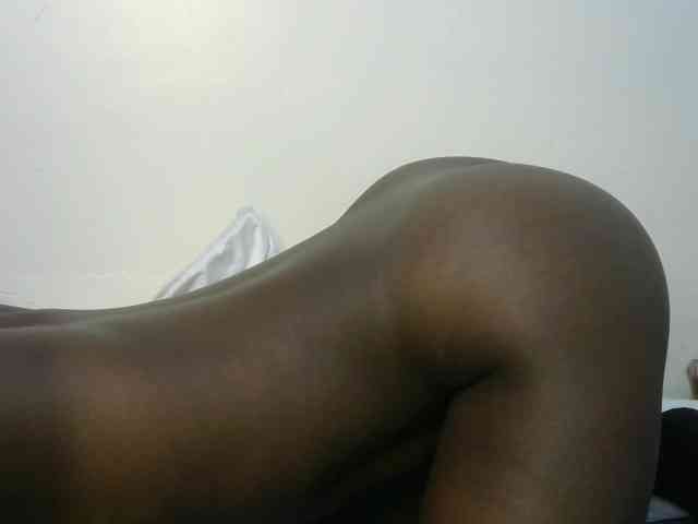 Ebonyrogan webcam