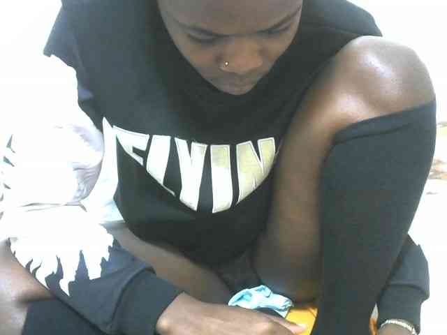 Ebonyrogan webcam