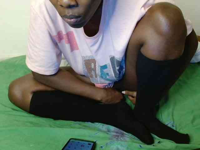 Ebonyrogan webcam