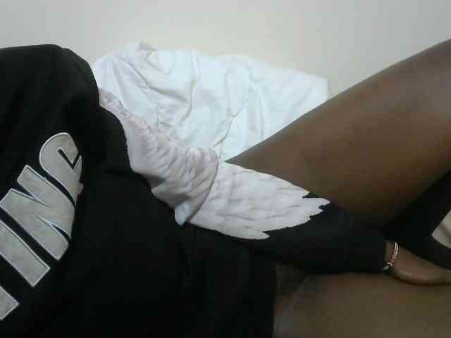 Ebonyrogan webcam