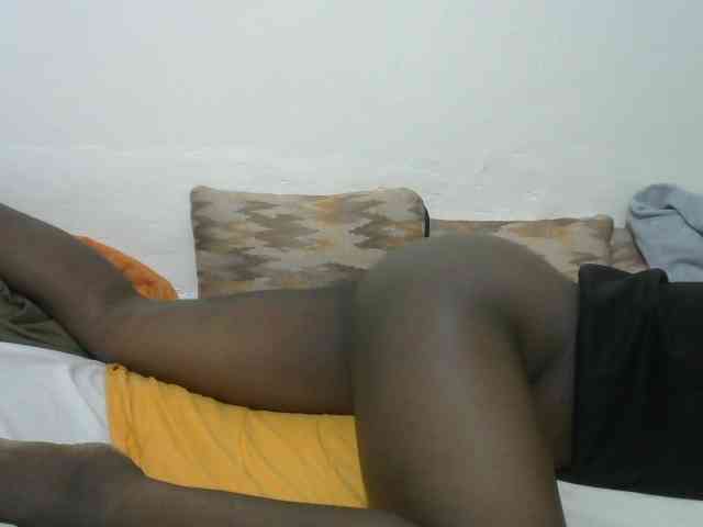 Ebonyrogan webcam