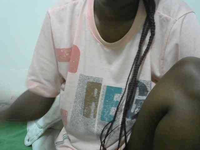 Ebonyrogan webcam