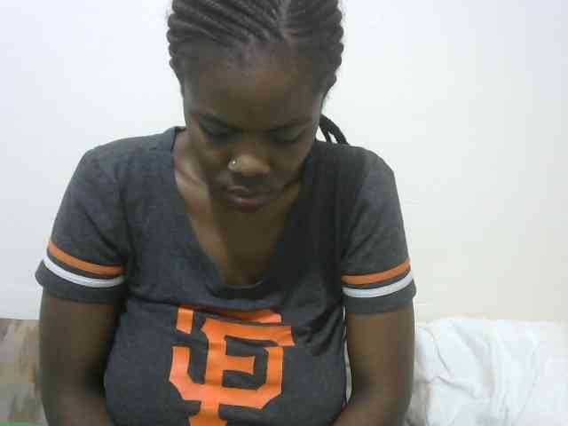 Ebonyrogan webcam