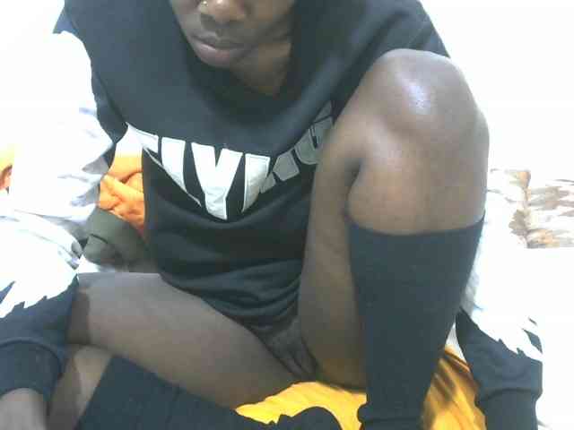 Ebonyrogan webcam
