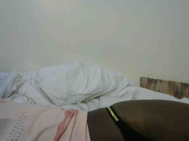 Ebonyrogan webcam