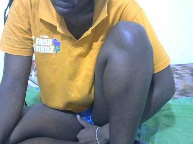 Ebonyrogan webcam