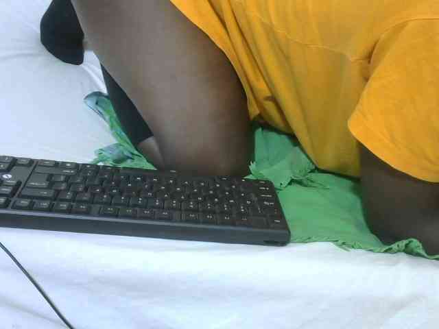 Ebonyrogan webcam