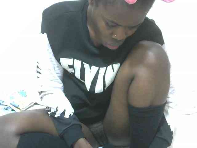 Ebonyrogan webcam