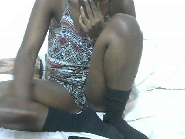 Ebonyrogan webcam