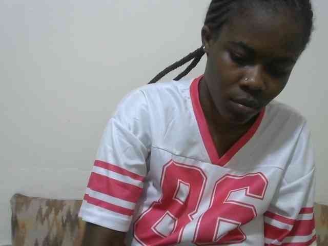 Ebonyrogan webcam