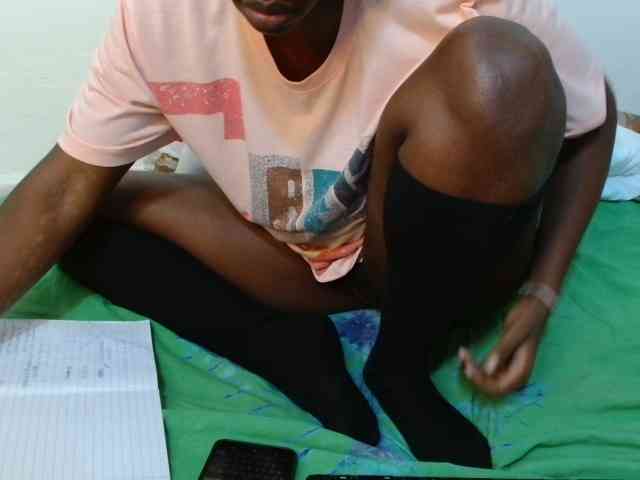Ebonyrogan webcam