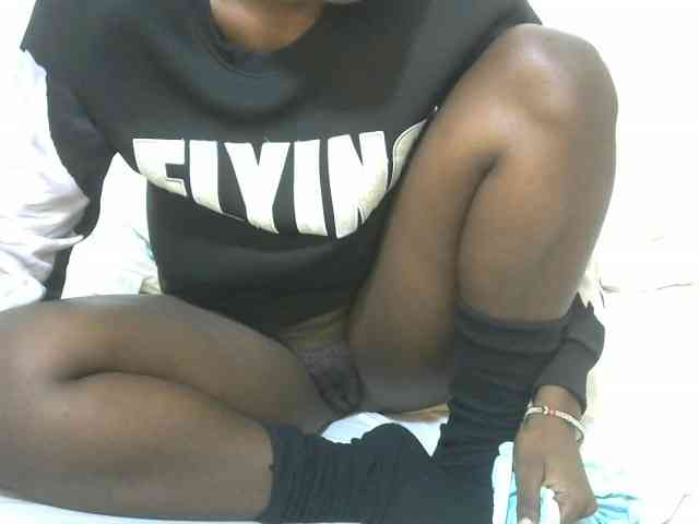Ebonyrogan webcam