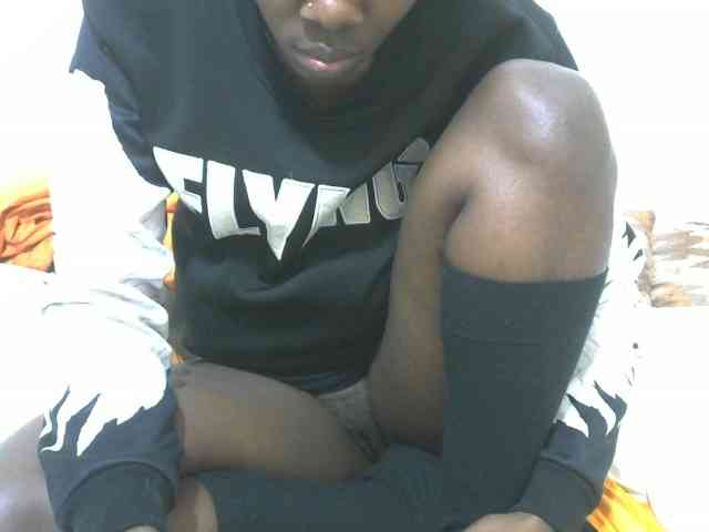 Ebonyrogan webcam
