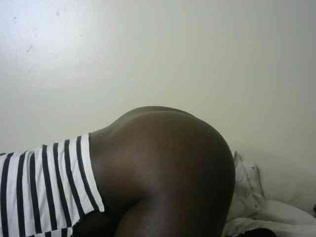 Ebonyrogan webcam