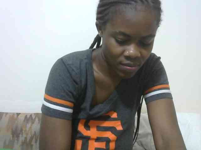 Ebonyrogan webcam