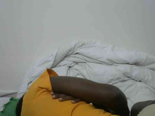 Ebonyrogan webcam