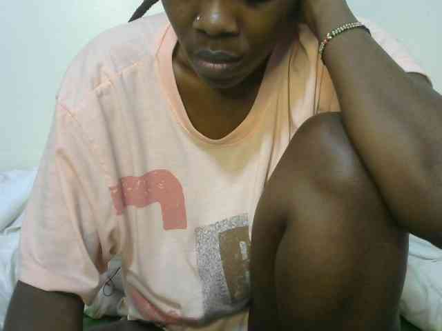 Ebonyrogan webcam