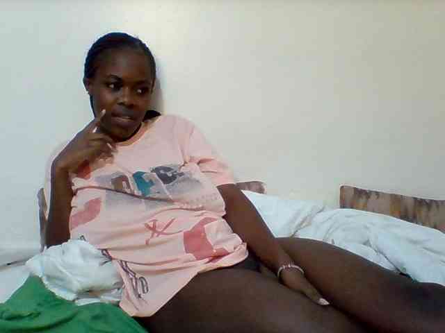 Ebonyrogan webcam