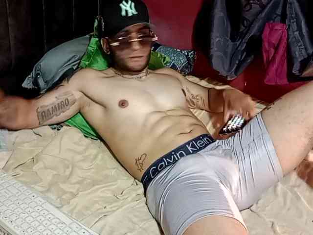 androd666 Live Webcam on BongaCams