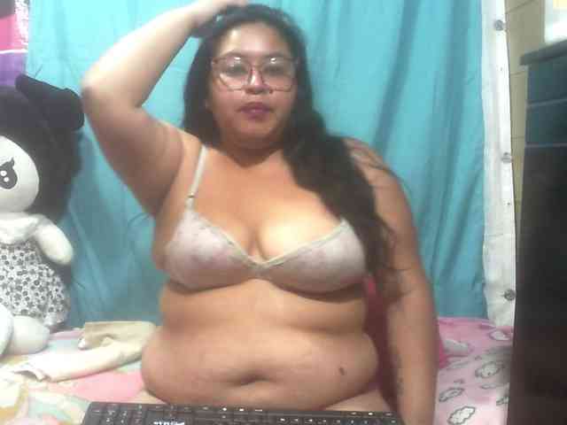 AMARAA17 webcam