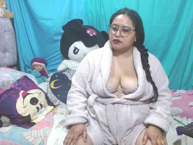 AMARAA17 webcam