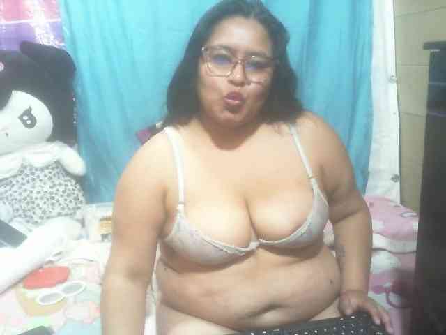 AMARAA17 webcam