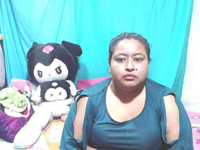 AMARAA17 webcam