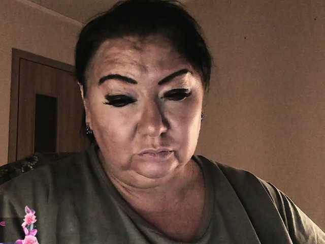 Alinahott1's BongaCams show and profile