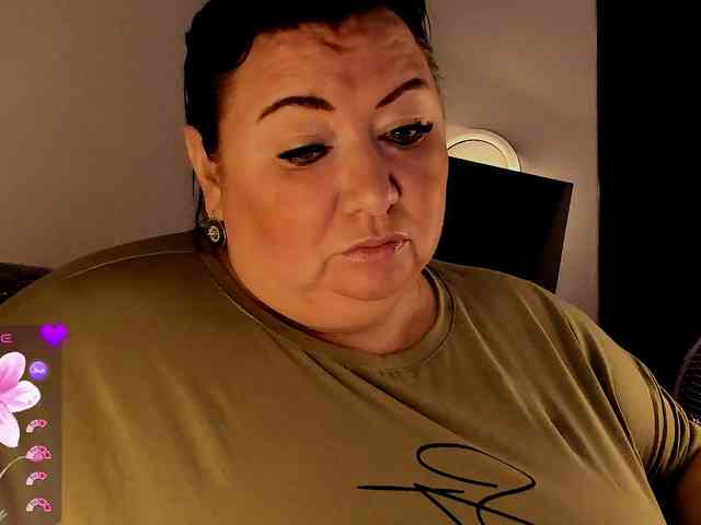 Alinahott1 webcam