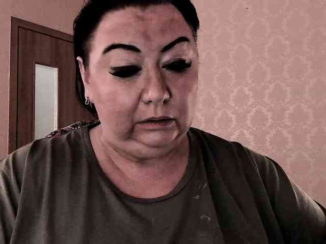 Alinahott1 Alinahott1