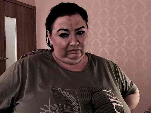 Alinahott1 Alinahott1