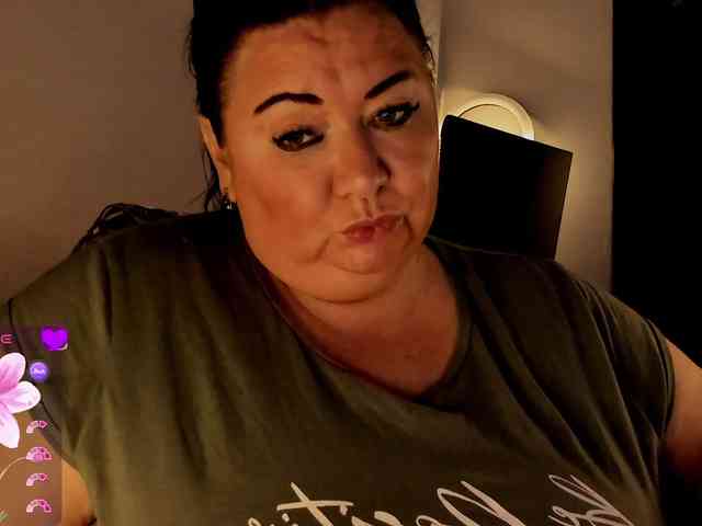 Alinahott1 webcam