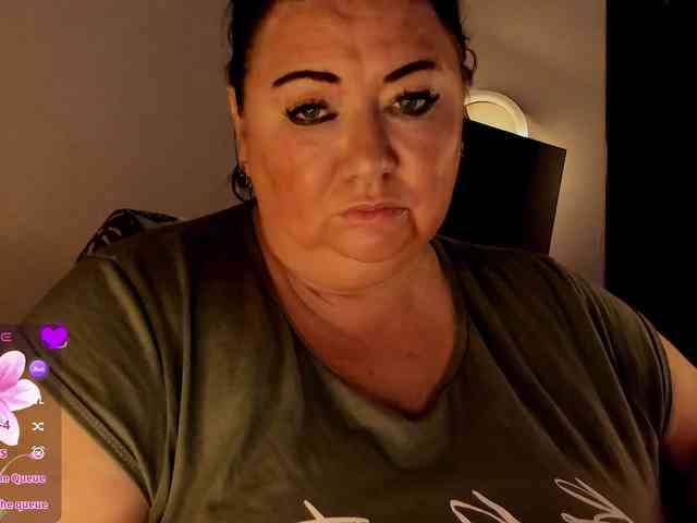 Alinahott1 webcam