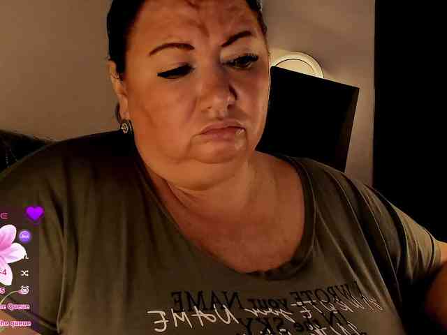 Alinahott1 webcam