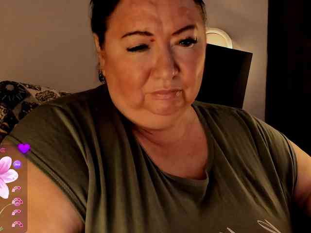 Alinahott1 webcam