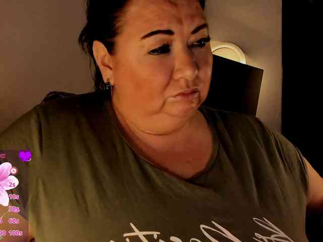 Alinahott1 webcam