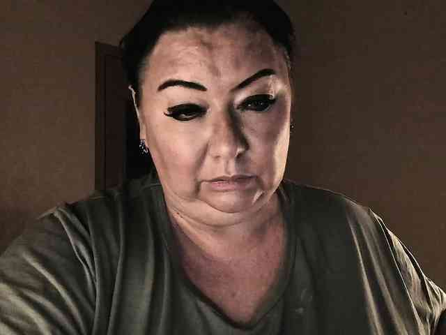 Alinahott1 Alinahott1