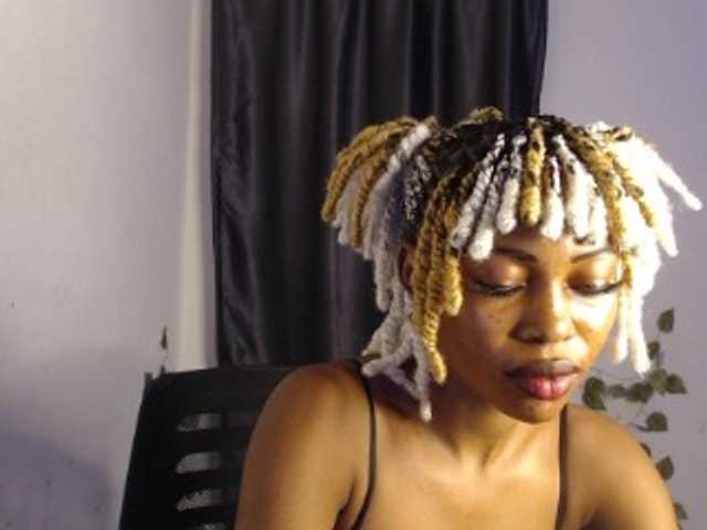 Cum-on-Lia on BongaCams