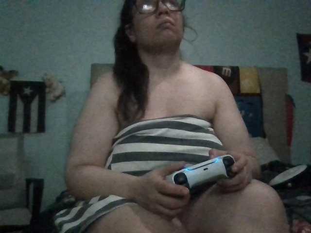 Kandykay's BongaCams show and profile